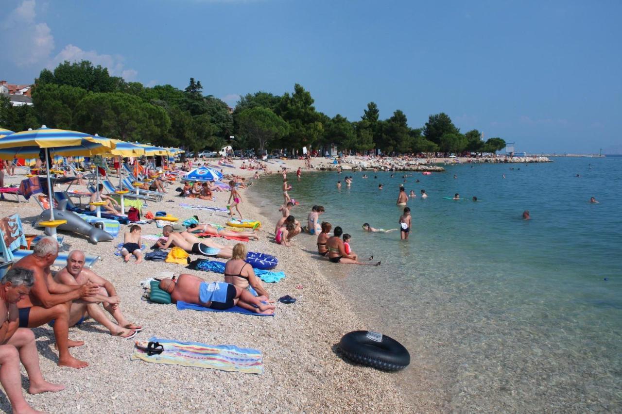 Apartments With A Parking Space Dramalj, Crikvenica - 5576 Exterior foto